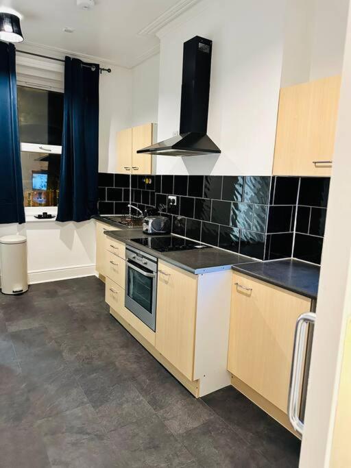 Bespoke 2 Bedroom Apt Derby City Zewnętrze zdjęcie