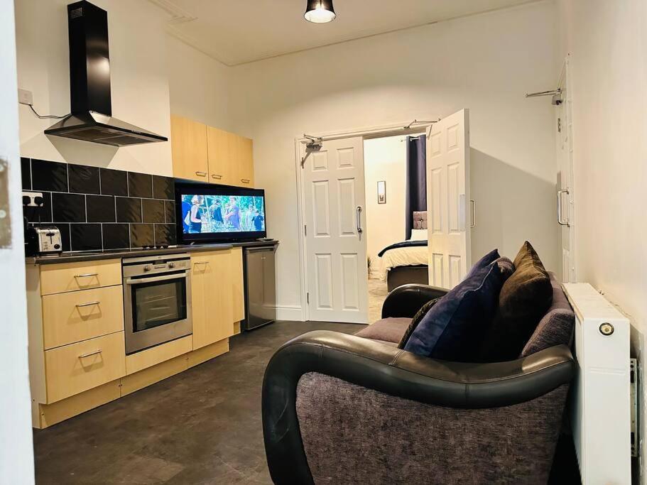 Bespoke 2 Bedroom Apt Derby City Zewnętrze zdjęcie