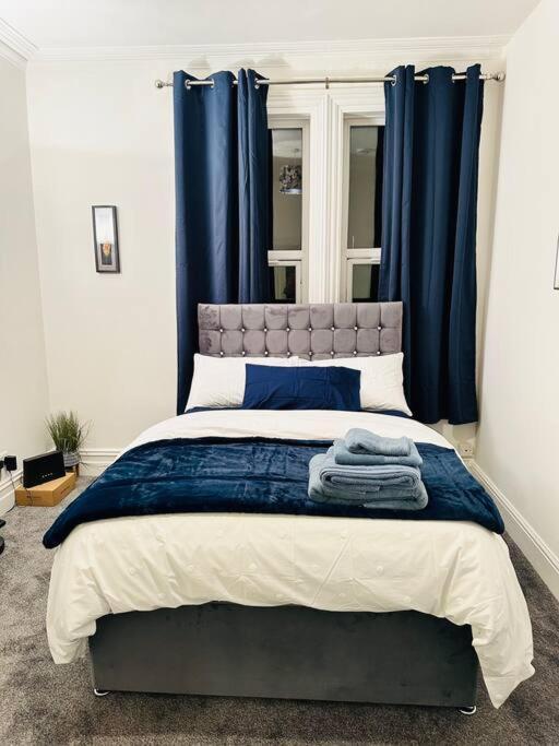 Bespoke 2 Bedroom Apt Derby City Zewnętrze zdjęcie